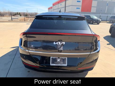 New 2025 Kia EV6 Wind RWD image 3