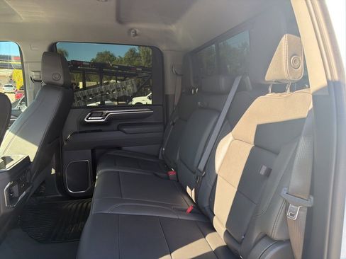 Used 2025 Chevrolet Silverado 3500 LTZ w/ LTZ Plus Package image 7