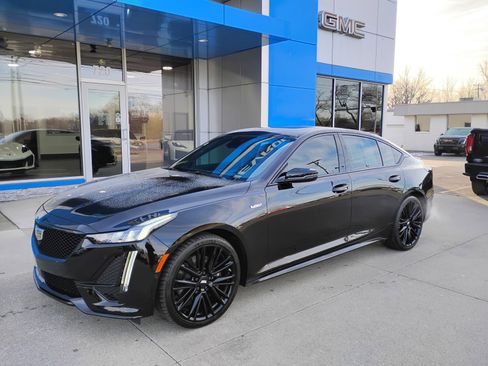 Used 2023 Cadillac CT5 V w/ Platinum Package image 29