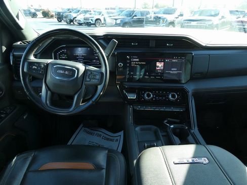 Used 2024 GMC Sierra 2500 AT4 w/ Technology Package image 20