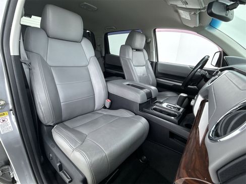 Used 2017 Toyota Tundra Limited image 12