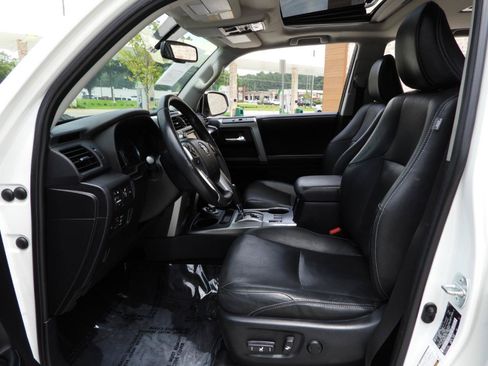 Used 2017 Toyota 4Runner Limited AWD/4WD image 54