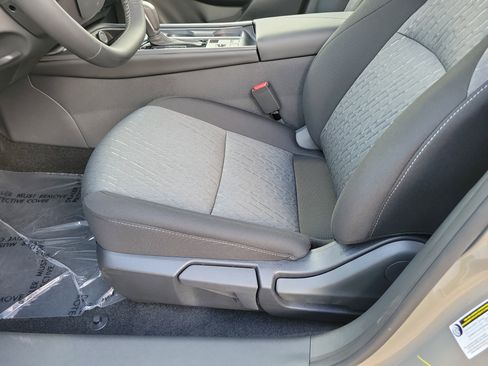 New 2026 Nissan Sentra SV w/ SV Convenience Package FWD image 13