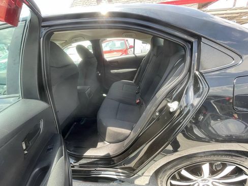 Used 2022 Toyota Corolla LE FWD image 9