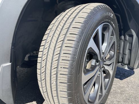 Certified 2023 Subaru Forester Limited image 9