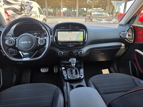 Used 2022 Kia Soul Turbo image 8