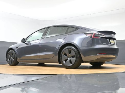 Used 2023 Tesla Model 3 Standard Range RWD image 54