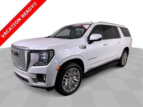 Used 2024 GMC Yukon XL Denali w/ Max Trailering Package image 4