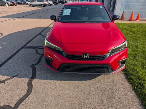 Used 2023 Honda Civic Sport image 29