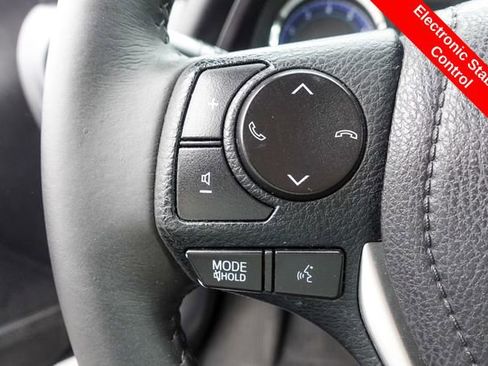 Certified 2017 Toyota Corolla XSE image 15