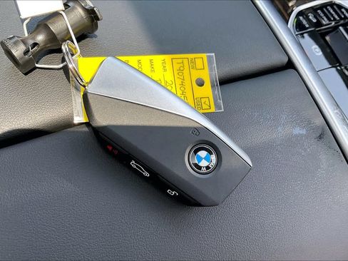 Used 2026 BMW X5 xDrive40i w/ Climate Comfort Package AWD/4WD image 14