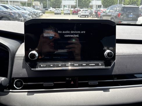 Used 2024 Mitsubishi Outlander SEL AWD/4WD image 24