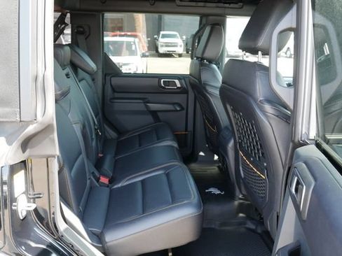 Used 2024 Ford Bronco Badlands AWD/4WD image 24