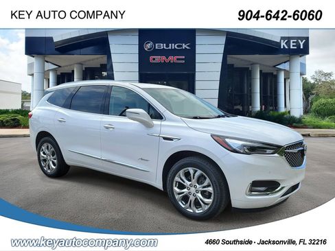 Used 2021 Buick Enclave Avenir w/ Avenir Technology Package FWD image 1