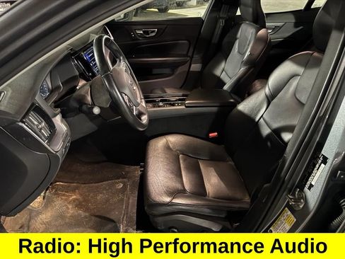 Used 2020 Volvo S60 T6 Momentum AWD/4WD image 3