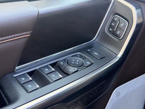 Used 2025 Ford F250 King Ranch AWD/4WD image 10
