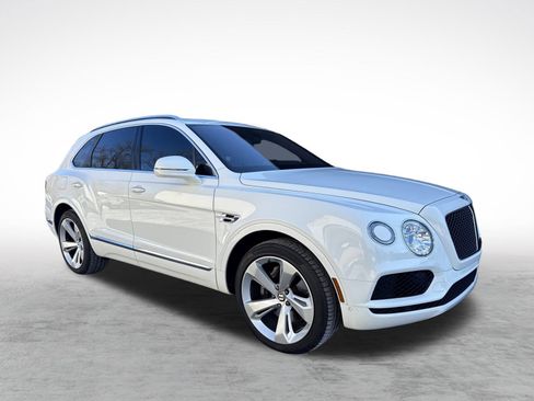 Used 2020 Bentley Bentayga V8 image 9