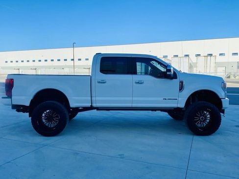 Used 2020 Ford F350 Platinum image 4