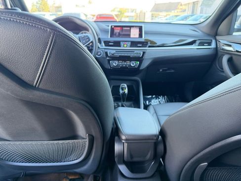 Used 2022 BMW X1 xDrive28i w/ Premium Package image 28