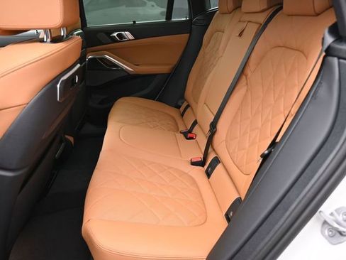 New 2026 BMW X6 M60i image 10