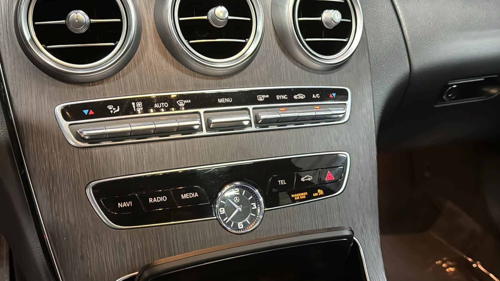 Used 2021 Mercedes-Benz C 300 4MATIC Sedan image 16