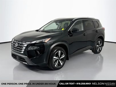 Certified 2025 Nissan Rogue SL w/ Tech Package