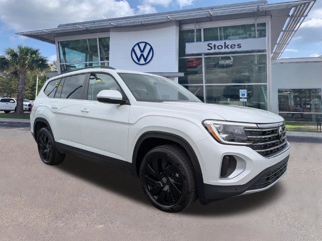 New 2026 Volkswagen Atlas SE FWD image 1
