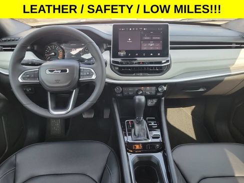 Used 2025 Jeep Compass Limited AWD/4WD image 22
