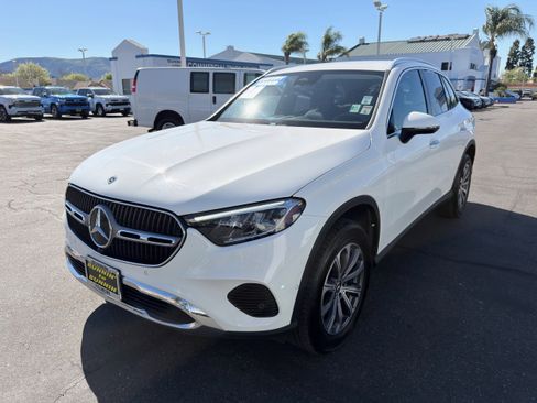 Used 2024 Mercedes-Benz GLC 300 w/ Winter Package image 4