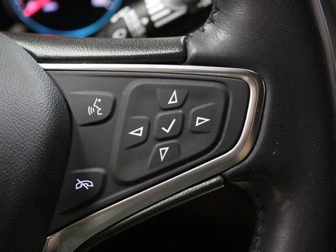 Used 2020 Chevrolet Equinox Premier FWD image 23