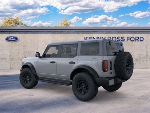 New 2026 Ford Bronco Outer Banks w/ Sasquatch Package AWD/4WD image 4