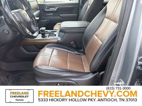 Used 2023 Chevrolet Silverado 1500 High Country w/ High Country Premium Package AWD/4WD image 22