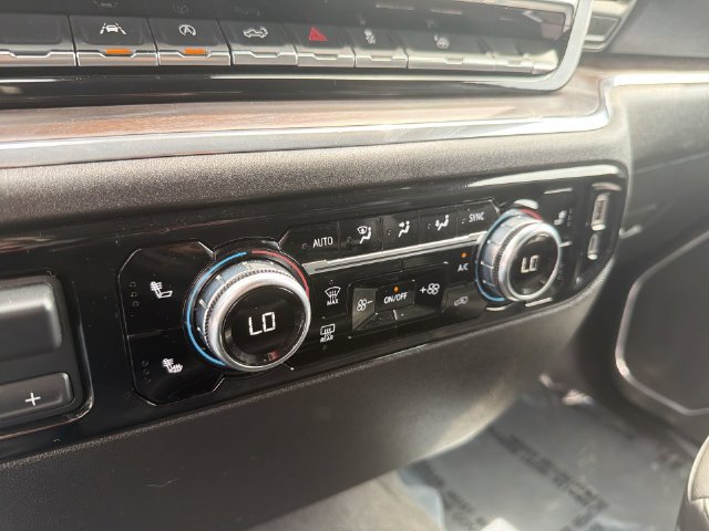 Certified 2025 GMC Sierra 1500 SLT AWD/4WD image 31