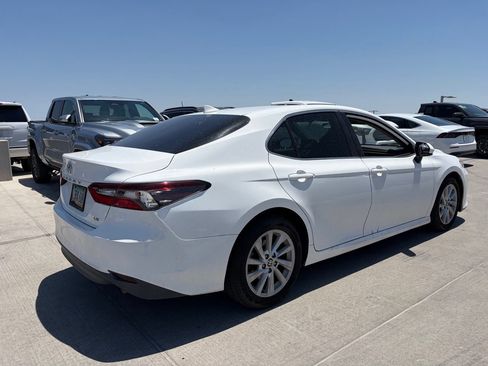 Used 2021 Toyota Camry LE FWD image 2