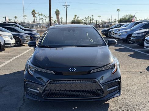 Used 2020 Toyota Corolla XSE image 12