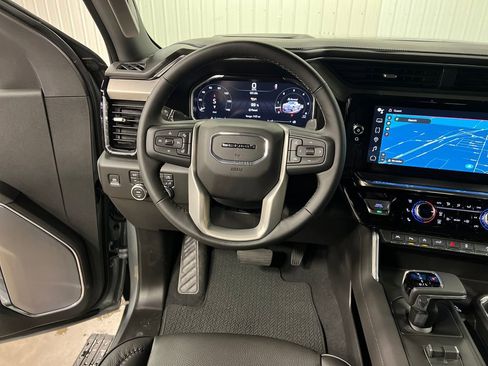 New 2026 GMC Sierra 1500 Denali AWD/4WD image 17