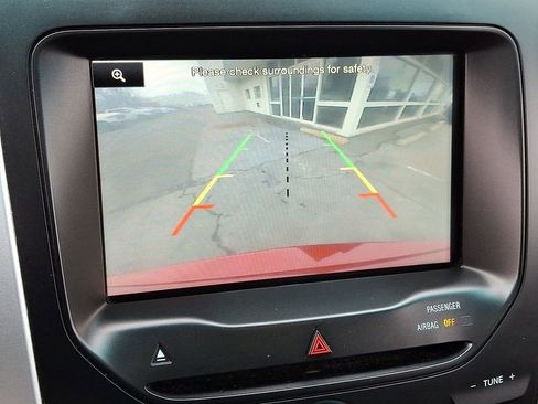 Used 2015 Ford Explorer XLT w/ Equipment Group 202A image 24