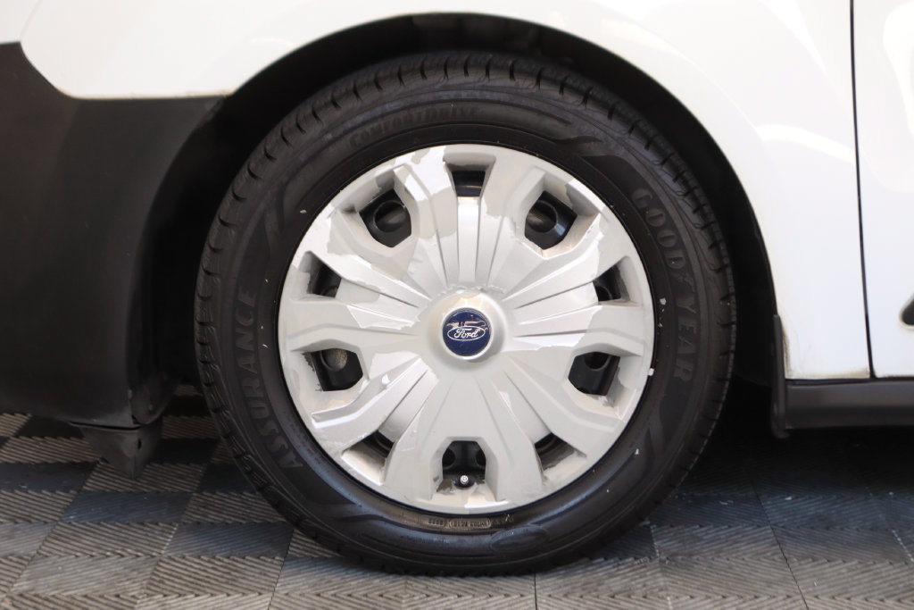 Used 2020 Ford Transit Connect XL FWD image 35