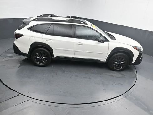 Used 2025 Subaru Outback Onyx Edition XT image 26