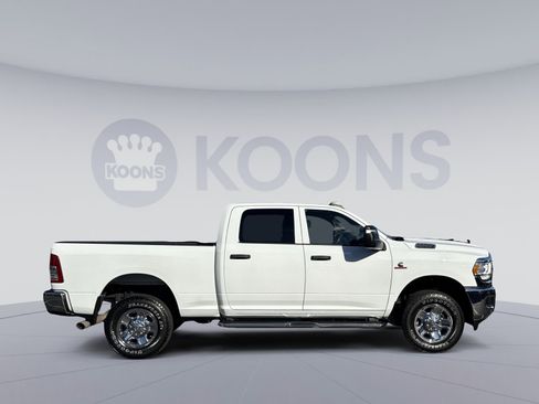 Used 2024 RAM 2500 Tradesman w/ Chrome Appearance Group image 8