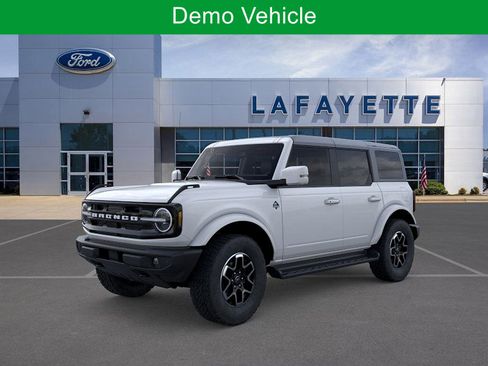 New 2025 Ford Bronco Outer Banks image 1