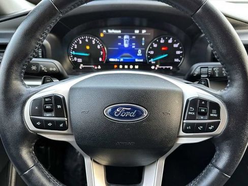 Used 2020 Ford Explorer XLT w/ Class III Trailer Tow Package image 22