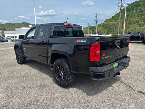 Used 2017 Chevrolet Colorado Z71 w/ Z71 Midnight Edition AWD/4WD image 3
