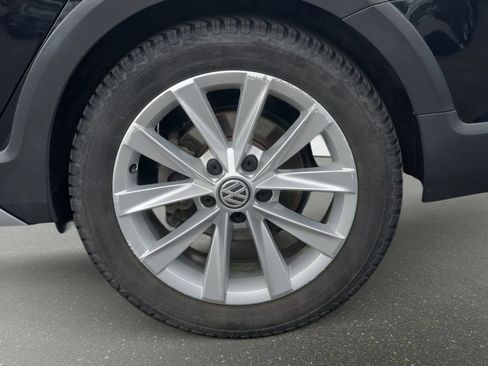 Used 2018 Volkswagen Golf Alltrack AWD/4WD image 36