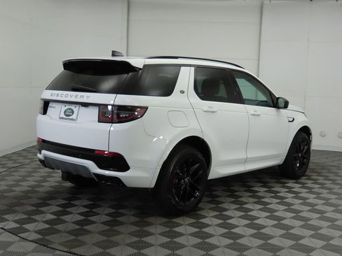 Used 2025 Land Rover Discovery Sport S image 5