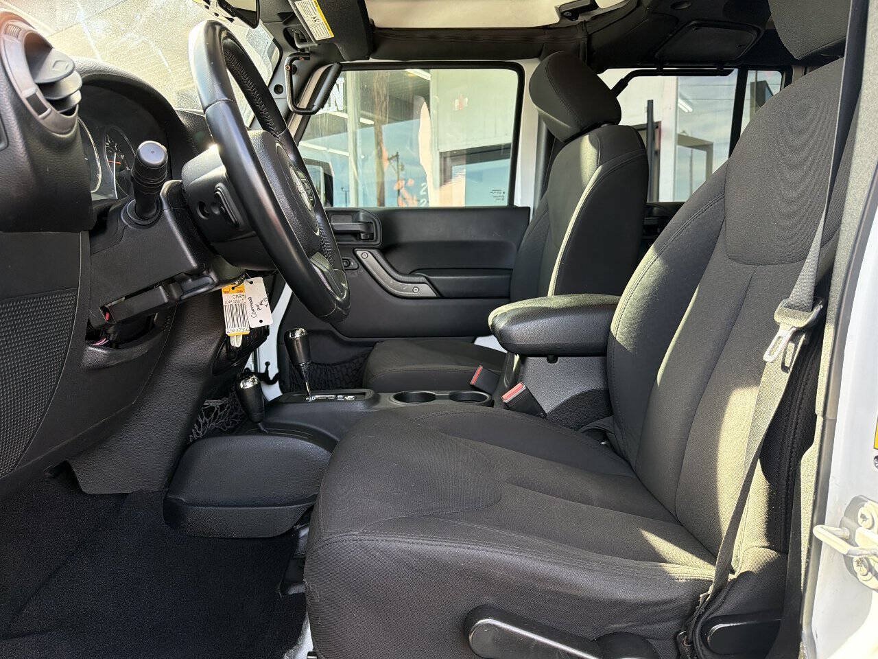 Used 2015 Jeep Wrangler Unlimited Sport w/ Quick Order Package 24S AWD/4WD image 16