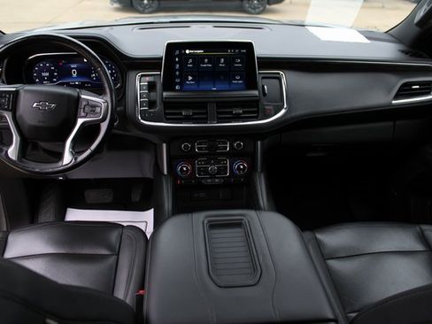 Used 2023 Chevrolet Suburban Z71 w/ Luxury Package image 36