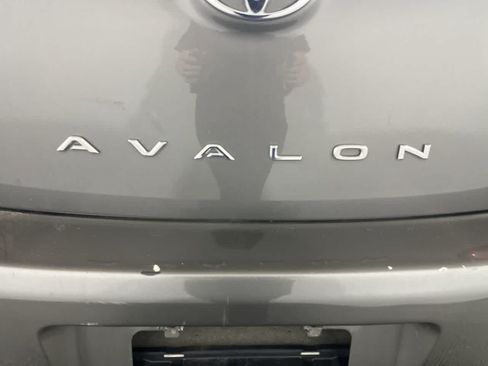 Used 2006 Toyota Avalon Limited FWD image 11