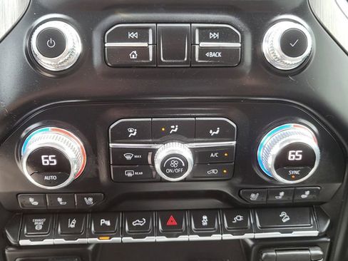 Used 2020 GMC Sierra 2500 Denali w/ Denali Ultimate Package AWD/4WD image 32