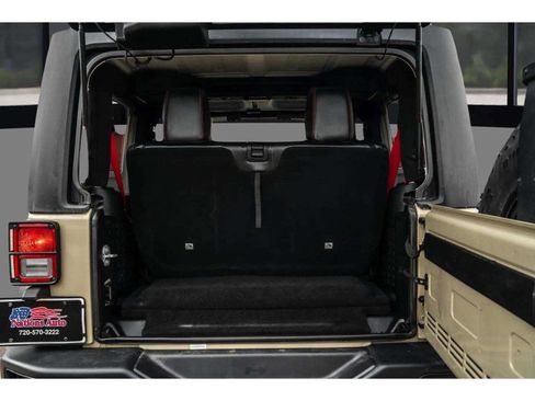 Used 2017 Jeep Wrangler Rubicon image 25